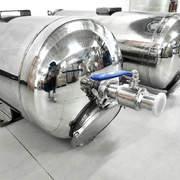 Serbatoio di stoccaggio dell'acqua sterile in acciaio inossidabile per impianti RO