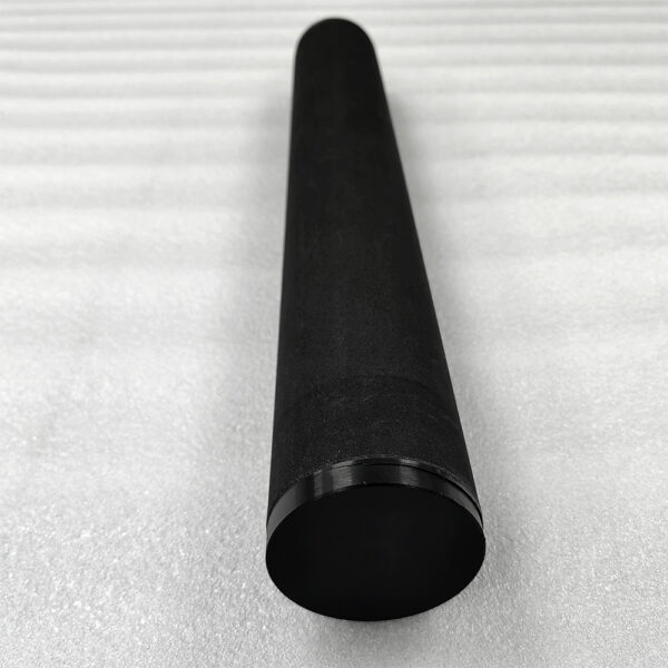 Silenziatore con filtro in plastica porosa filettato